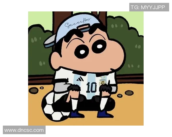 甜蜜情侣头像搭配可爱足球明星形象展现青春活力与爱情的完美结合